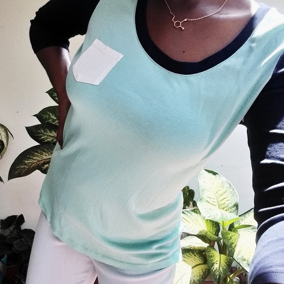 Talbots Top Blue - Picture 7 of 7